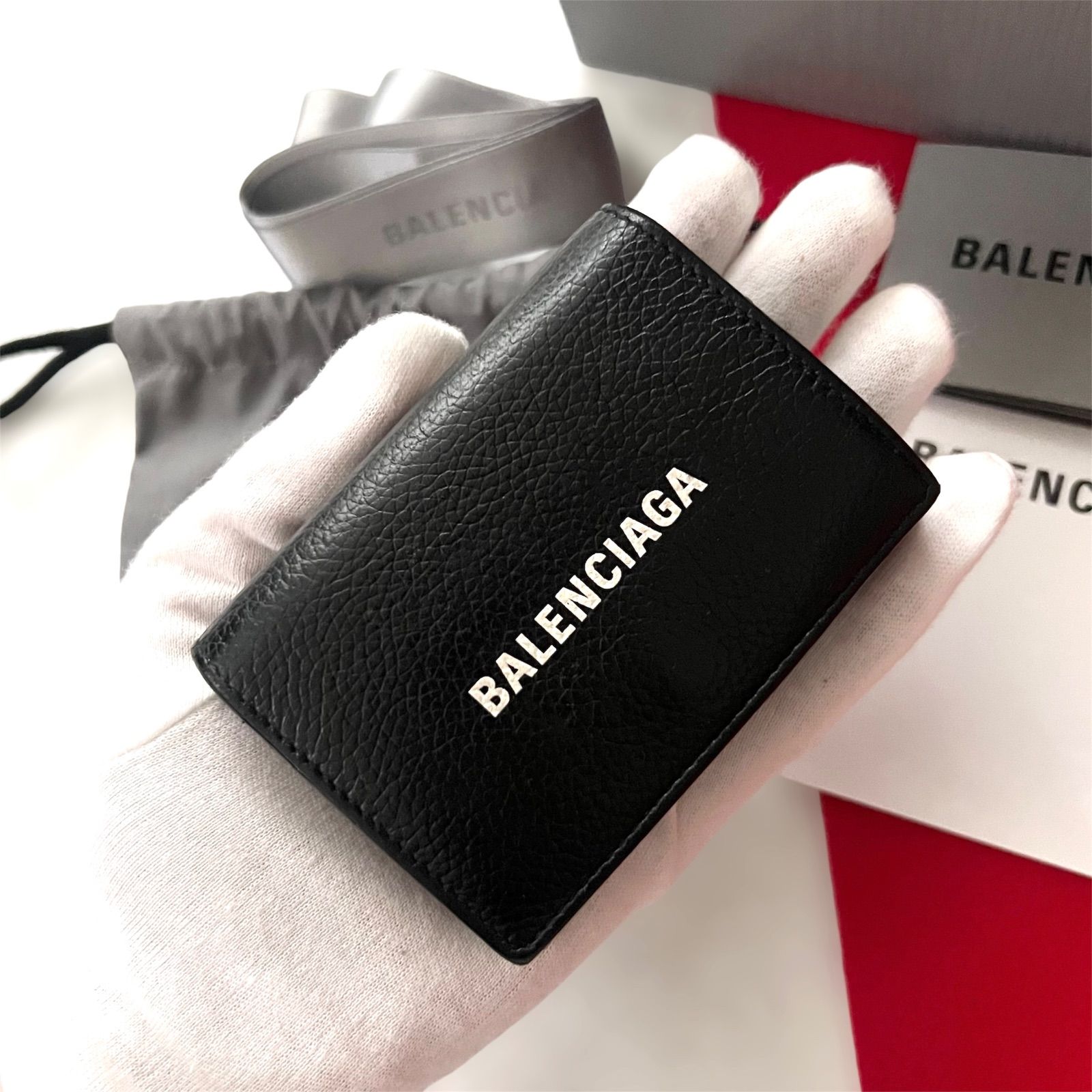 美品✨BALENCIAGAバレンシアガ財布 三つ折り 594312 カーフレザーロゴ