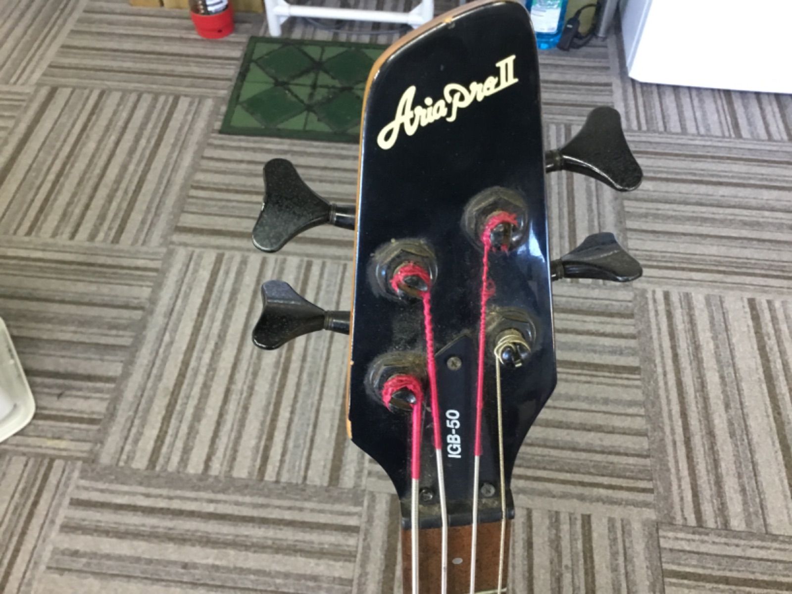 品 荒井貿易 Aria Pro Ⅱ IGB 50 エレキギター エレクトリックベース エレキベース スタンド付き