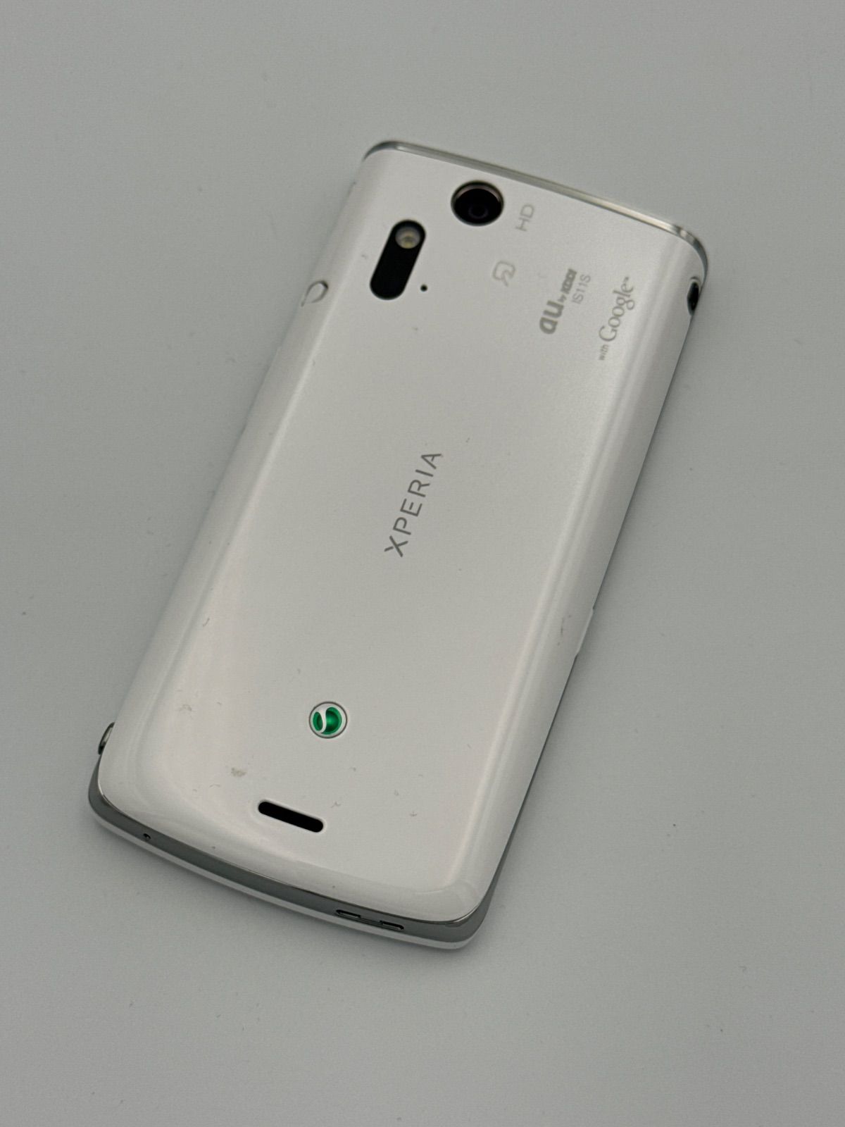 au Xperia acro IS11S Sony Ericsson ワンセグ ホワイト - メルカリ