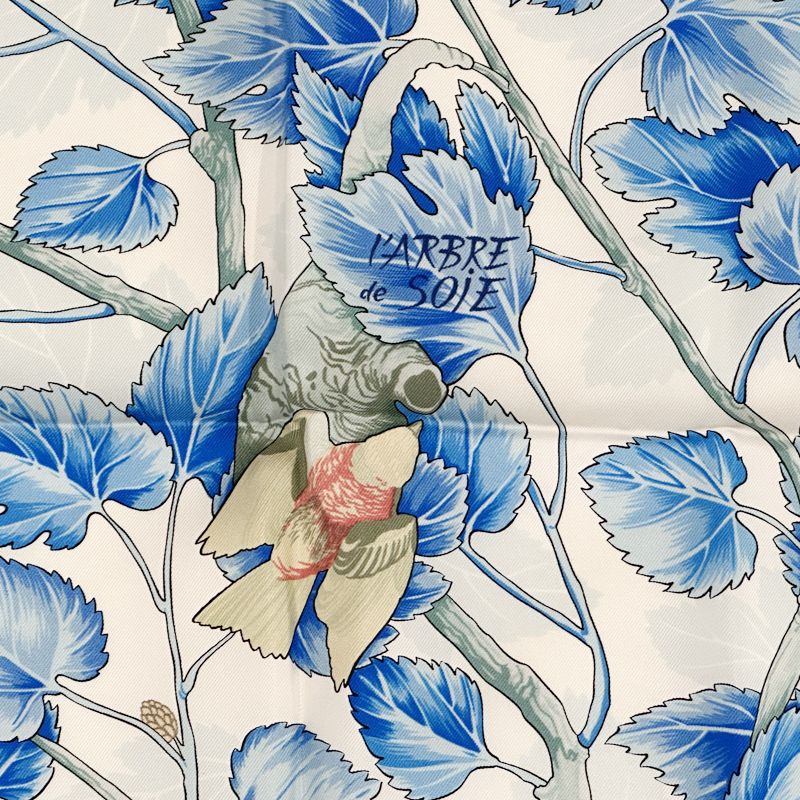 エルメス HERMES スカーフ カレ90 I'ARBRE de SOIE 桑の木と蚕