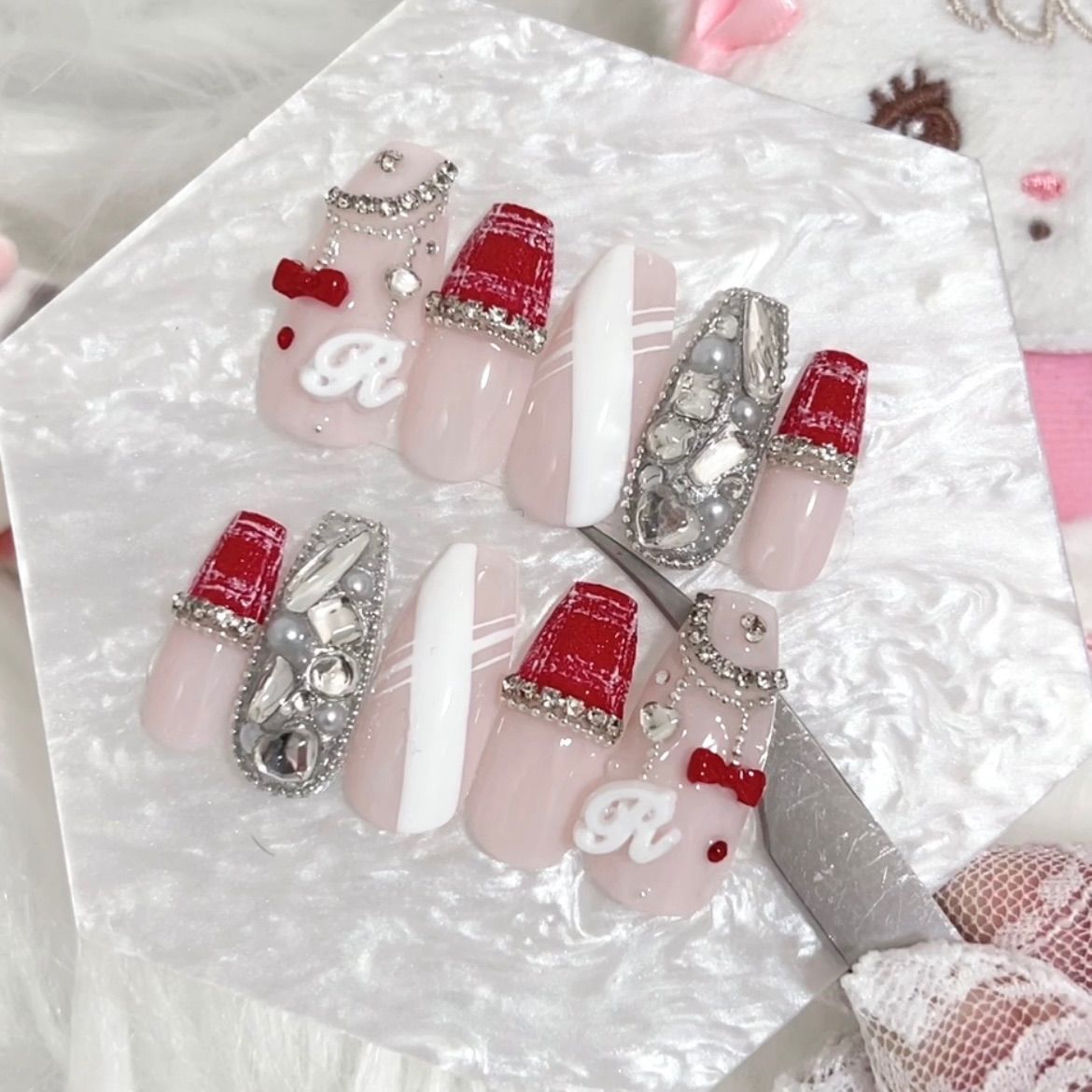 ネイルチップ ┋ ネイルチップオーダー ┋ 現品 ┋ 既製品 ┋ 赤ネイル