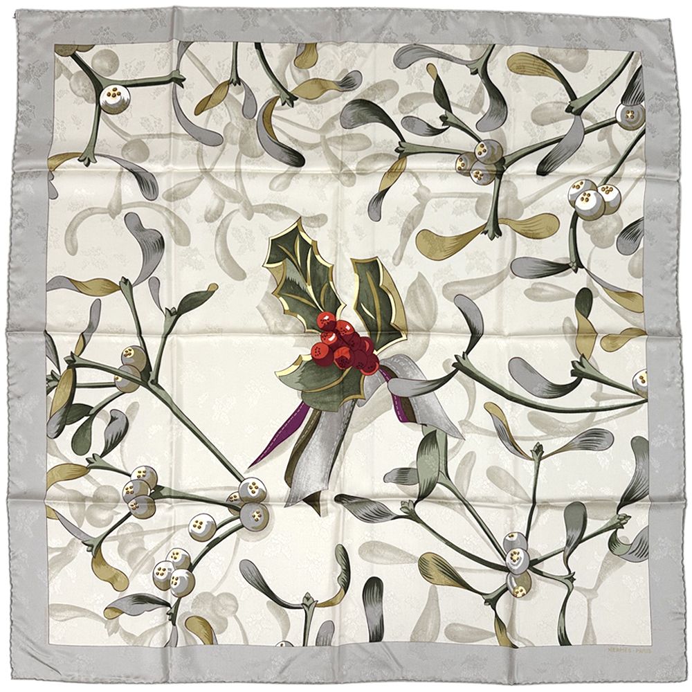 エルメス HERMES スカーフ カレ90 Neige d'Antan 去年の冬 レディース