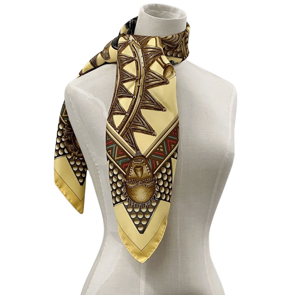 エルメス スカーフカレ 90 L'OR DES CHEFS 首長達の金 シルク エルメス HERMES スカーフ カレ90 L'OR DES CHEFS 首長達の金