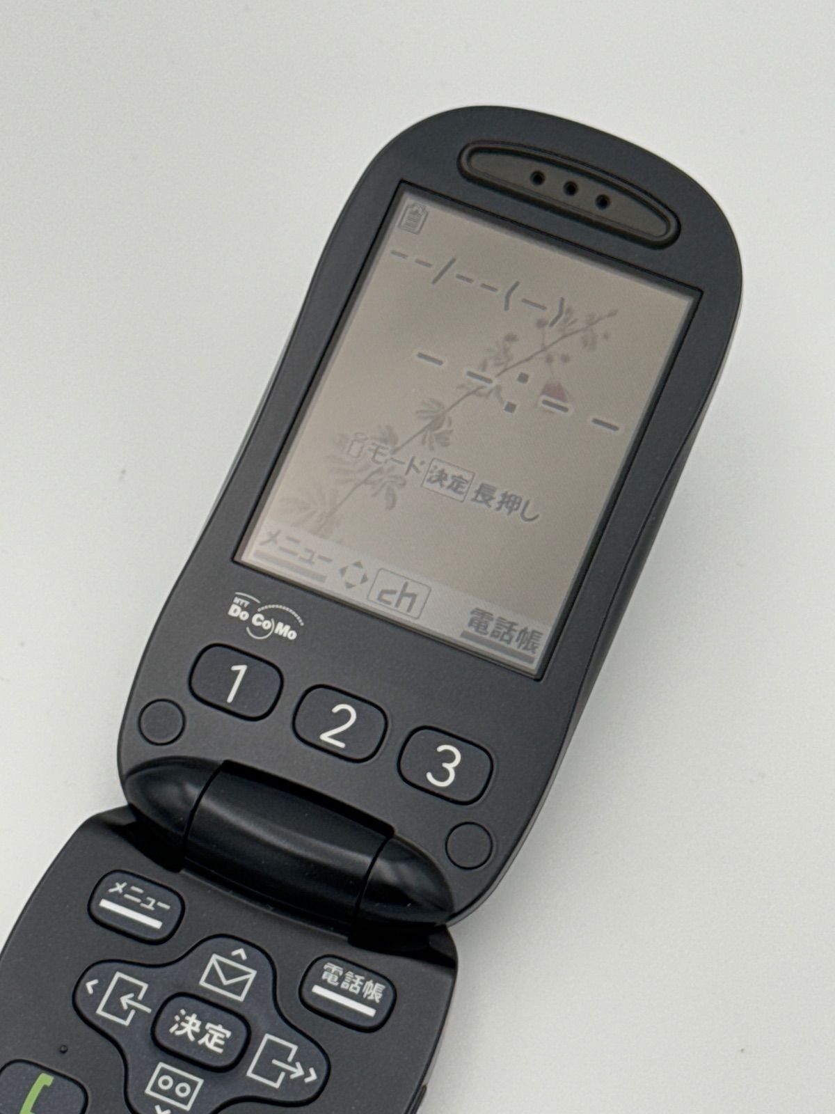 docomo らくらくホン ベーシックS F883iS ガラケー オーシャンブラック