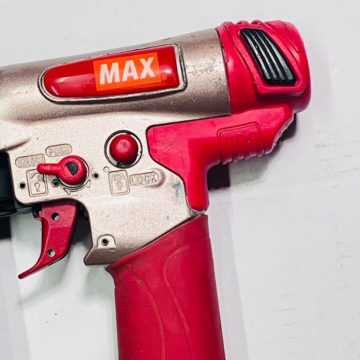 動作良好 マックス MAX 高圧 50 mm ピンネイラ HA-50 P 2 D 本体のみ