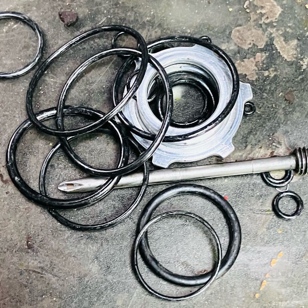 整備品 動作良好 マキタ makita 高圧 41mm ねじ打ち機 ビス打ち機 
