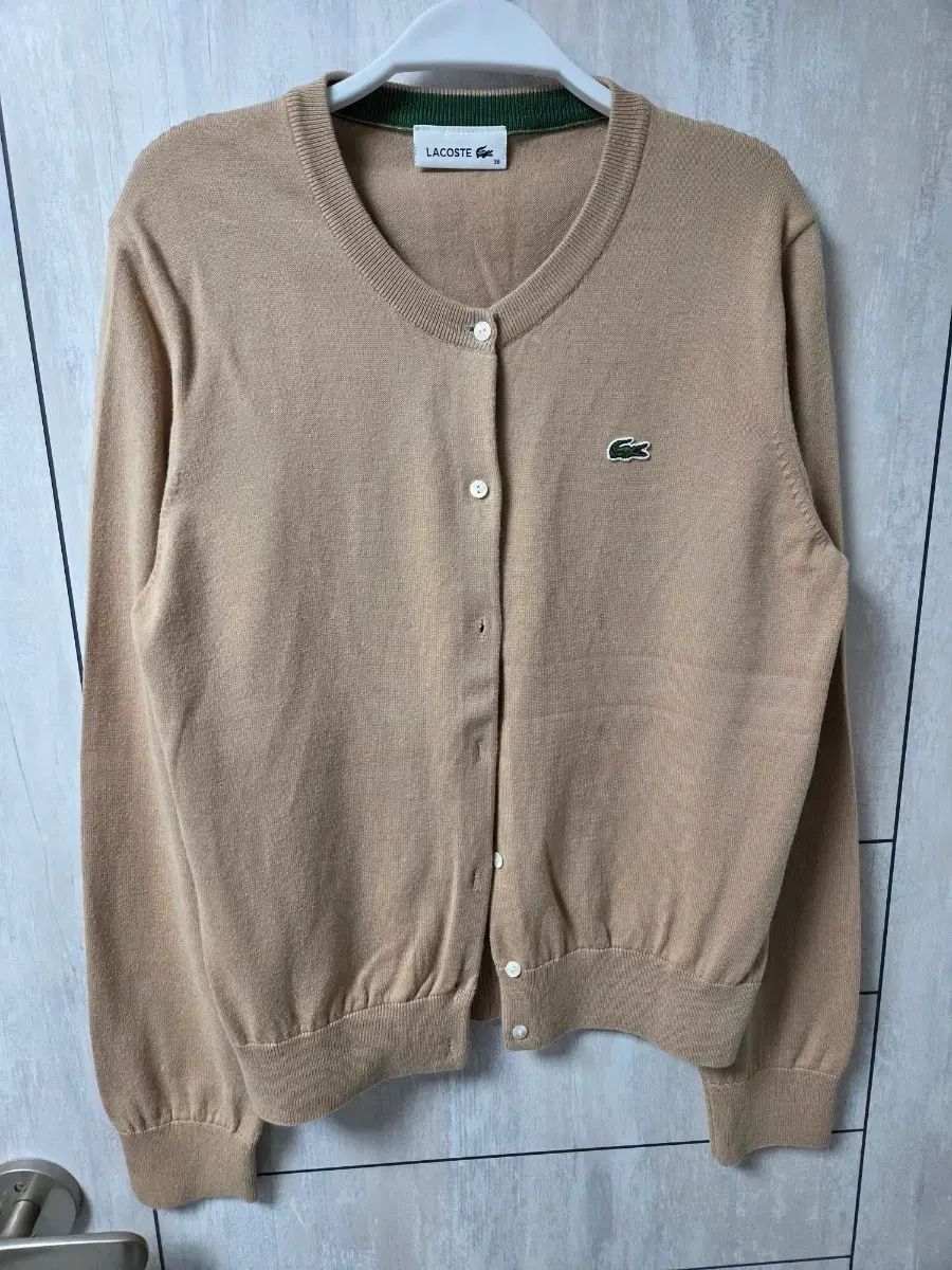 ラコステ レディース カーディガン ベージュ