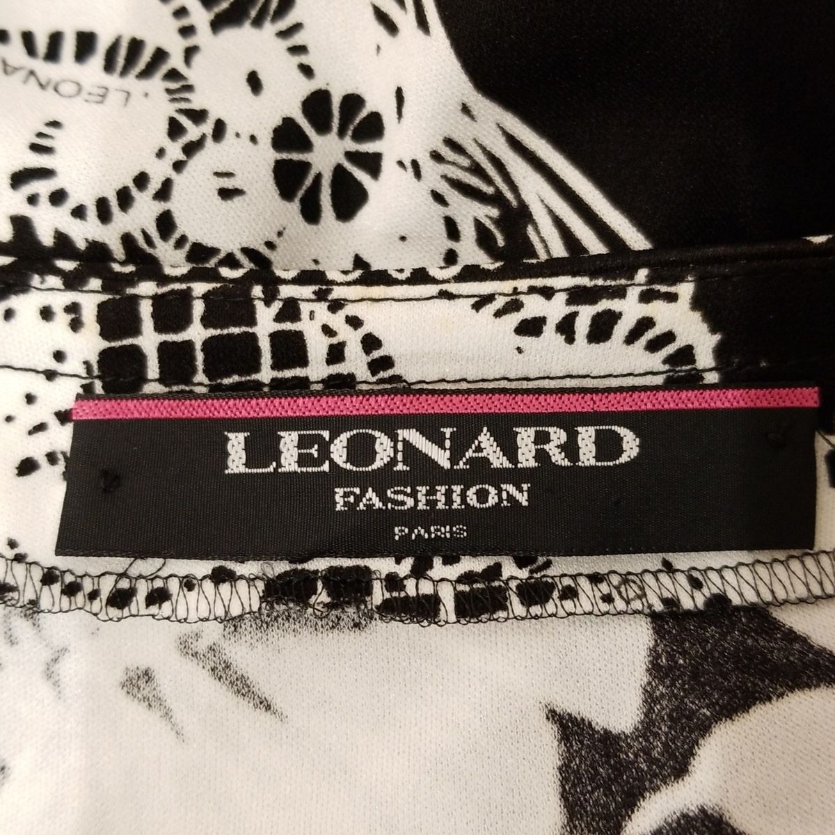 LEONARD(レオナール) カーディガン サイズLL レディース美品 - 黒×白