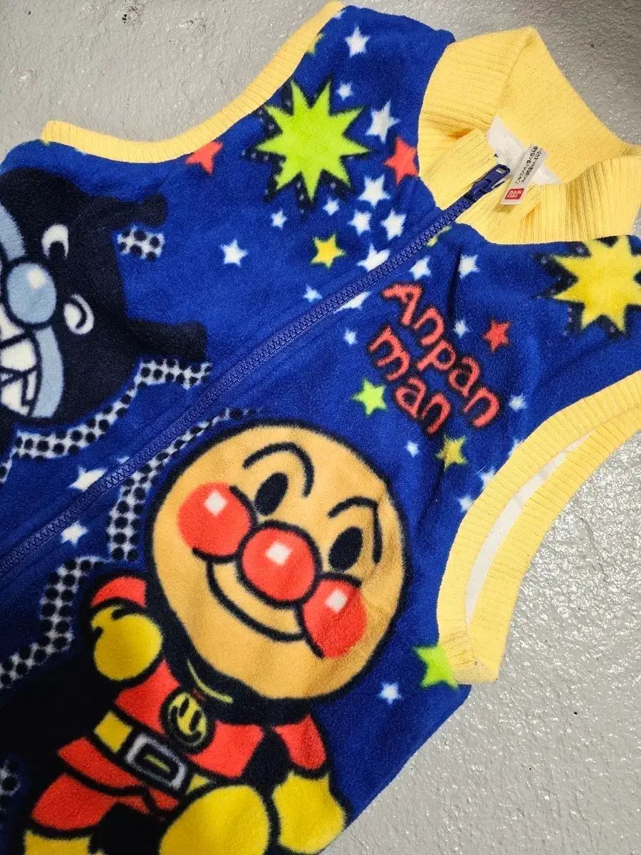 アンパンマン キルティング ベスト 110 状態