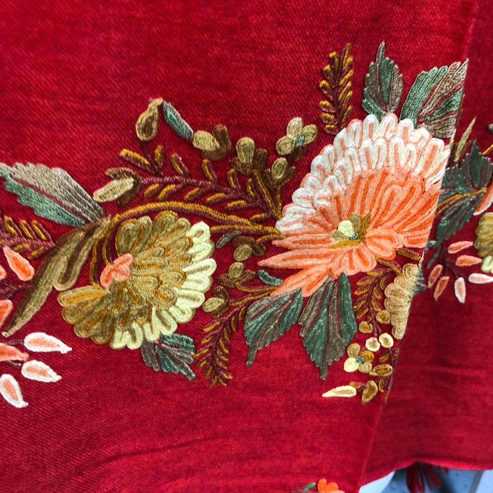 ターラブランカ TARA BLANCA ウール100% 大判 刺繍ショール☆未使用