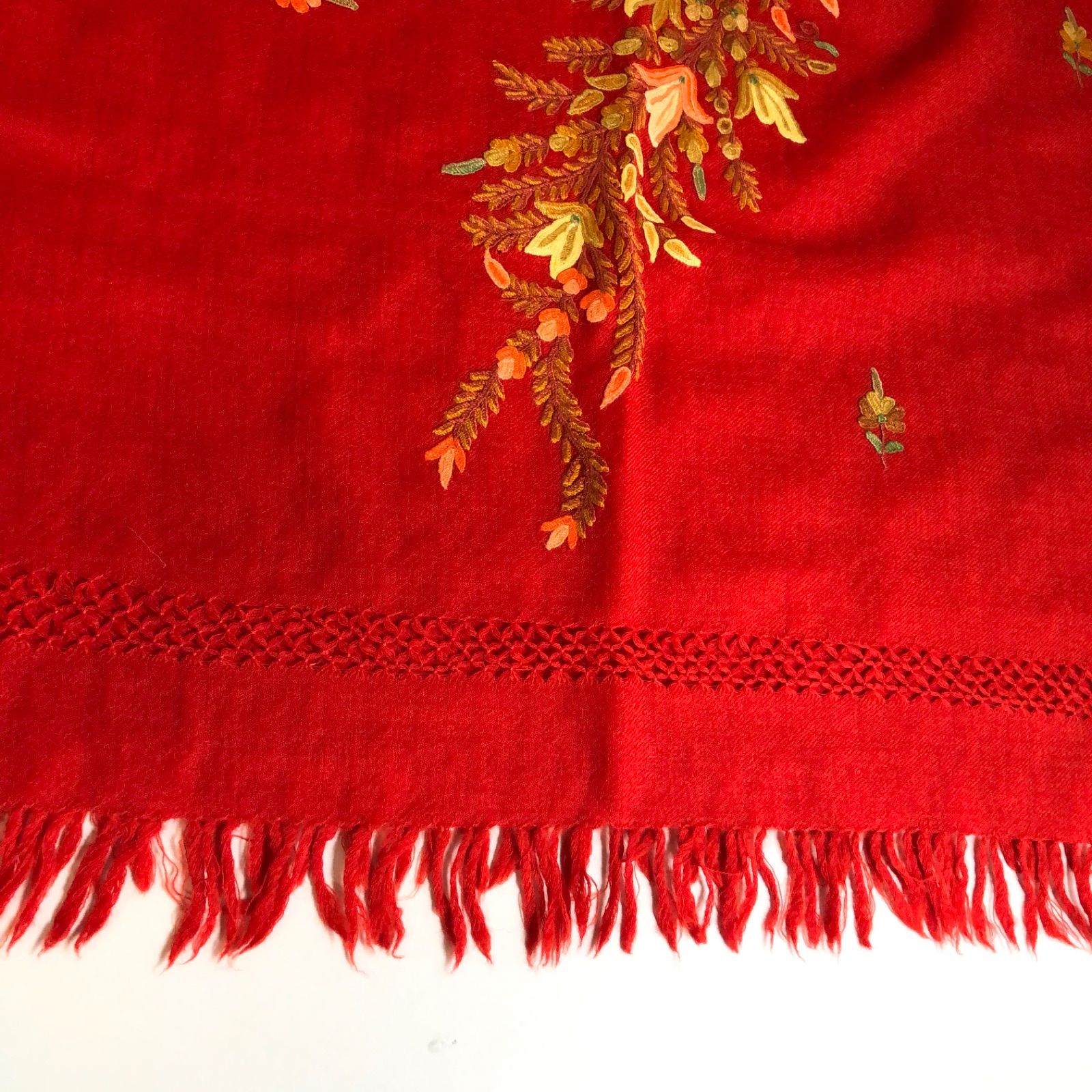 【未使用】TARA BLANCA Wool Silk 刺繍ストール ターラブランカ TARA BLANCA ウール100% 大判 刺繍ショール☆未使用