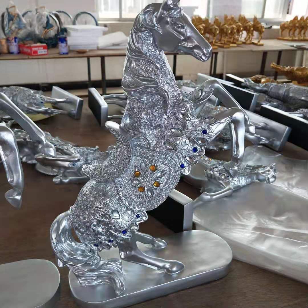 新入荷 馬の置物 インテリア 豪華 工芸品 ヨーロッパ 雑貨 グッズ 飾り