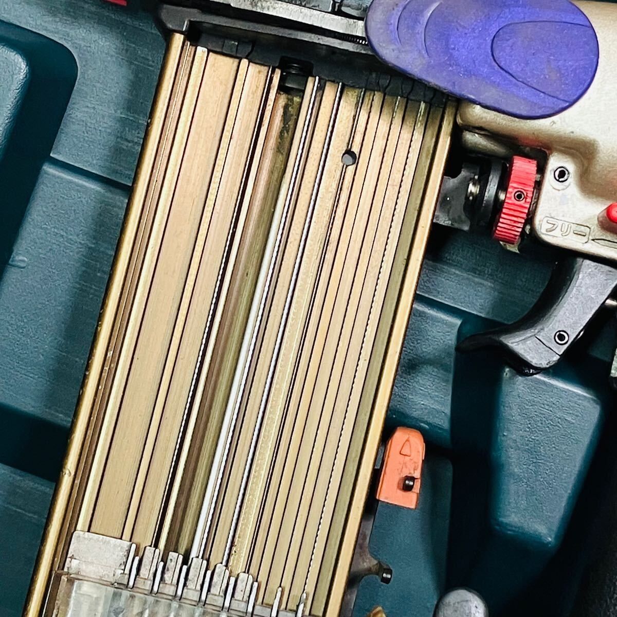  整備品 動作良好 ハイコーキ HIKOKI 常圧フィニッシュネイラ NT 55 M 釘打機 エアーツール