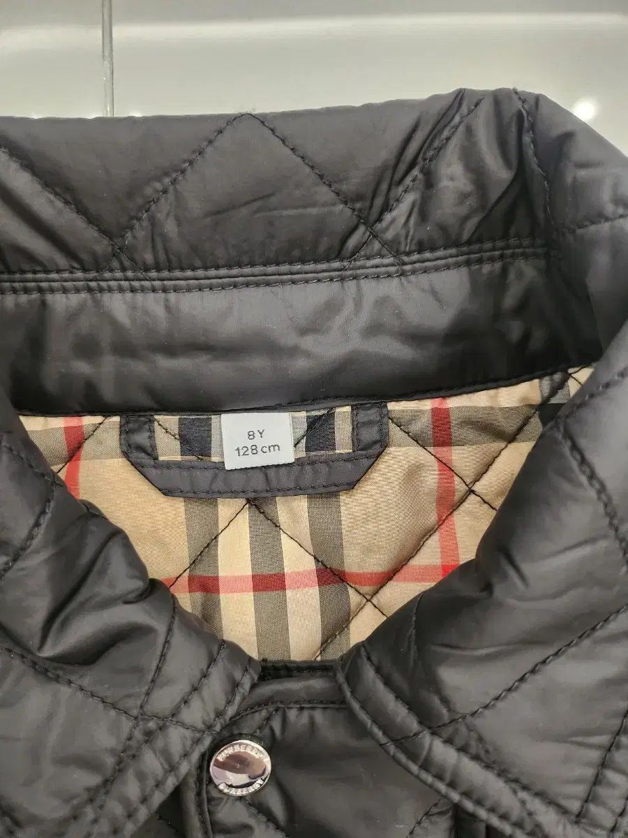 バーバリー キッズ ブラック キルティング ジャケット 8Y - メルカリ