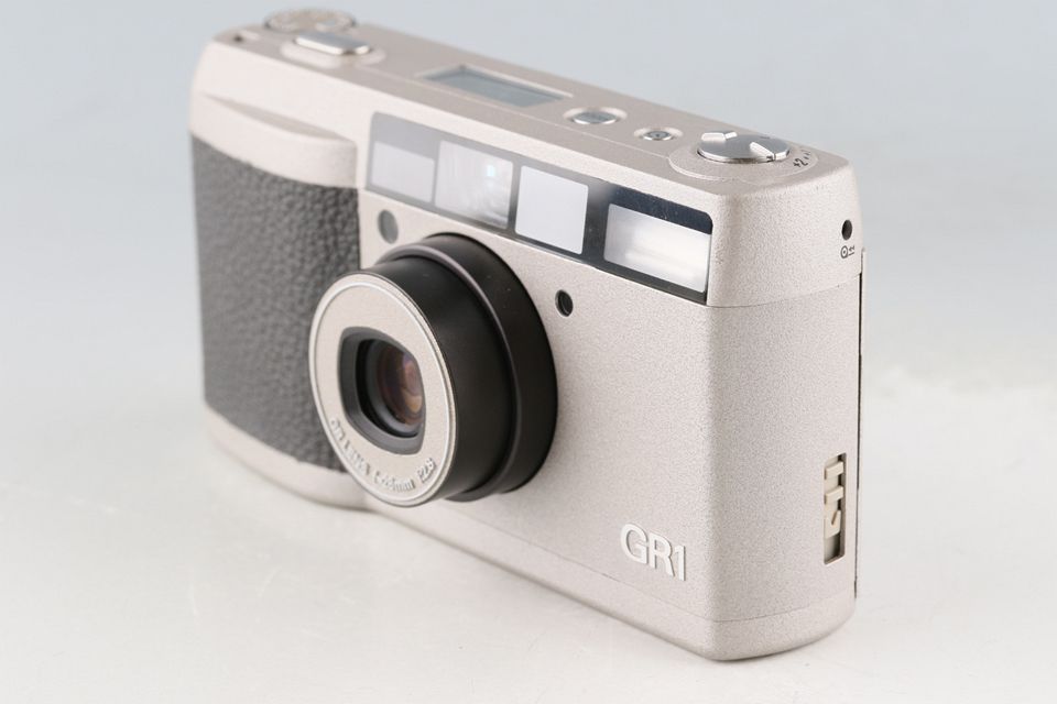 Ricoh GR 1 35 mm Point Shoot Film Camera 60487 D 5