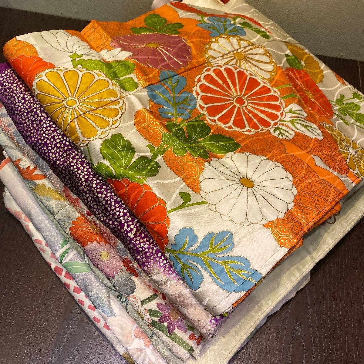 まとめ売り】正絹振袖7枚 リメイク素材 ハンドメイド向け - メルカリ