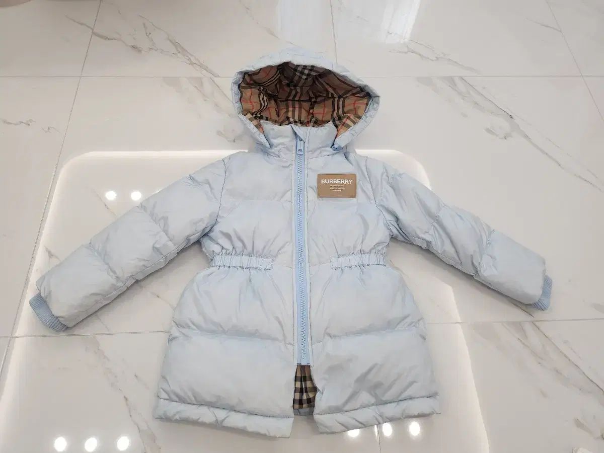  バーバリー キッズ フードダウンコート 6 Y その他 ジャケット ブルゾン