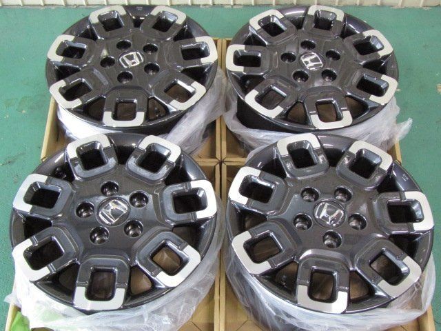 新車外し品】ホンダ GT系 フリード Crosstar（クロスター）純正 - メルカリ