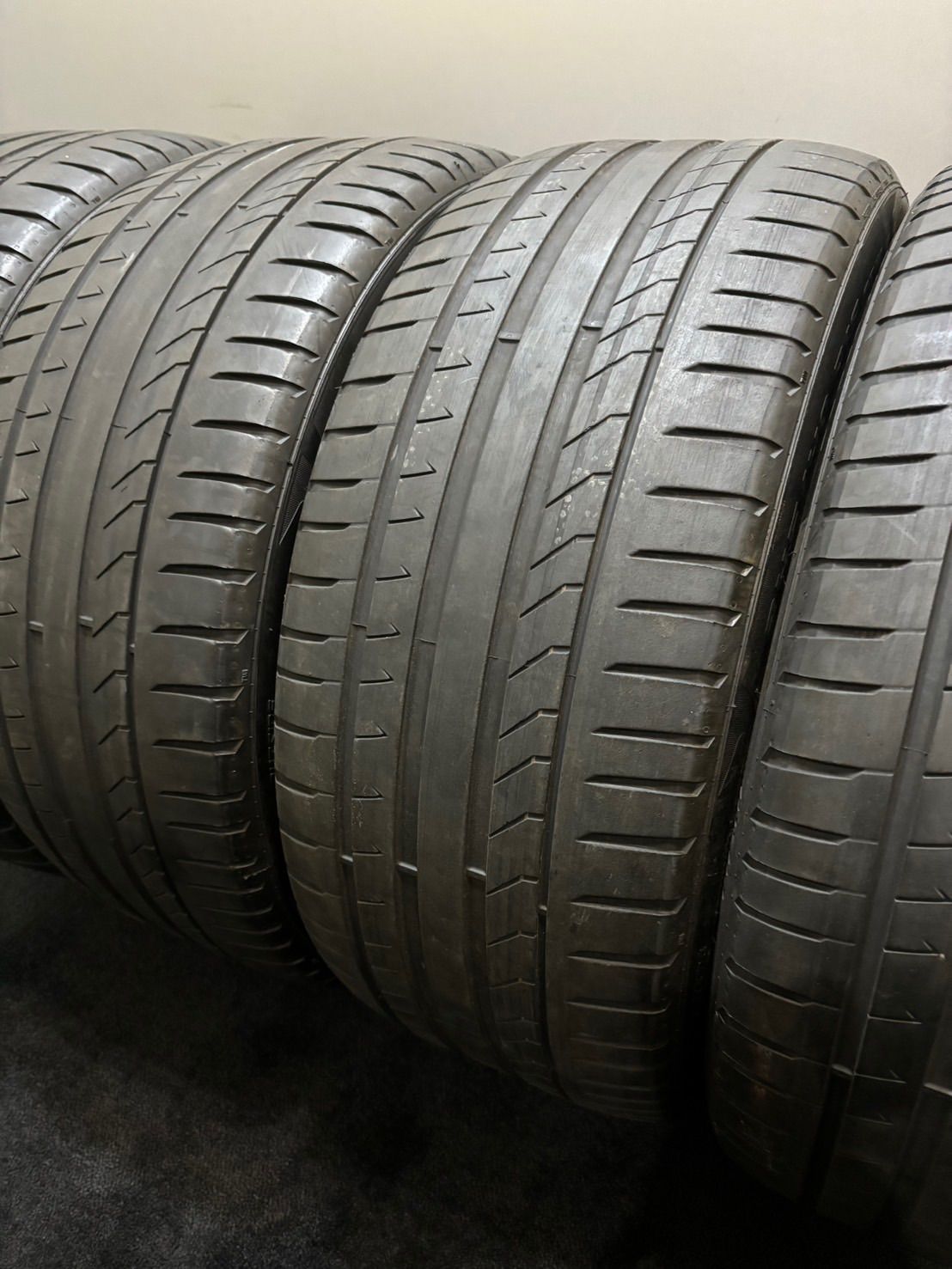 245 40 R 19 PIRELLI DRAGON SPORT 21年製 夏タイヤ サマータイヤ 4本 アルファード ヴェルファイア 南6 K 968