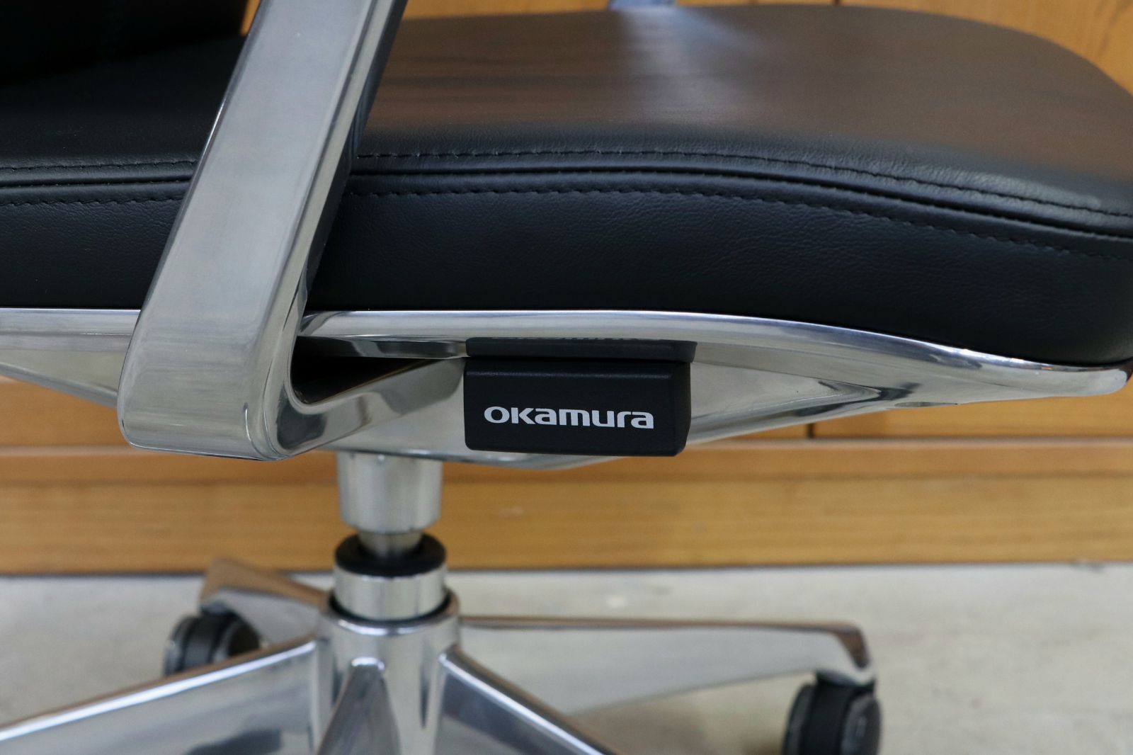 オフィスチェア