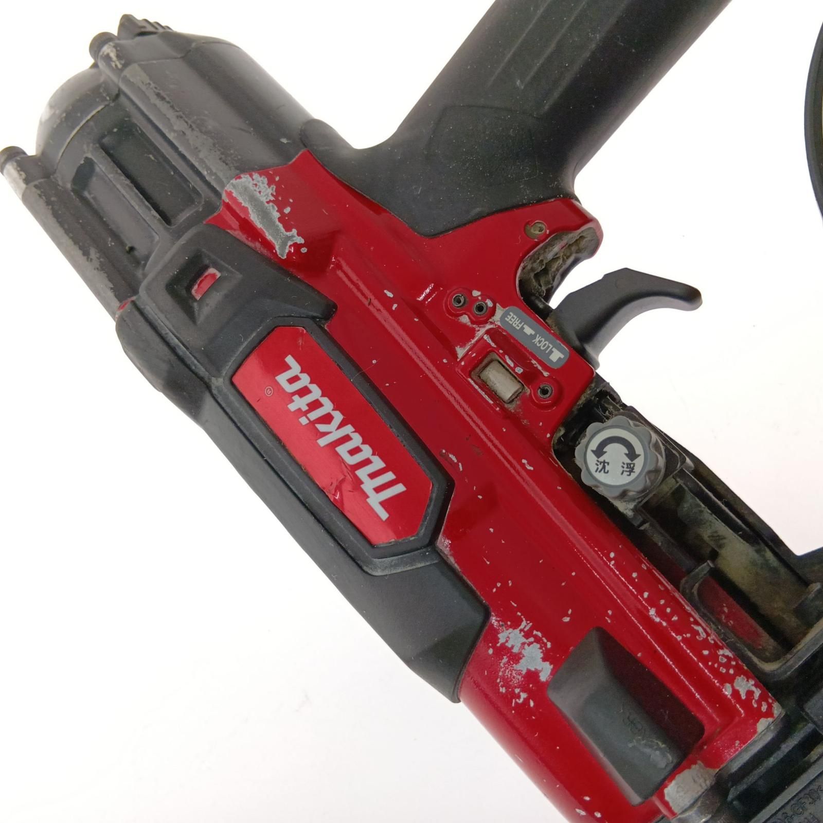  MAKITA マキタ 32ｍｍ高圧エアビス打ち機 AR 320 HR レッド 釘打機 エアーツール