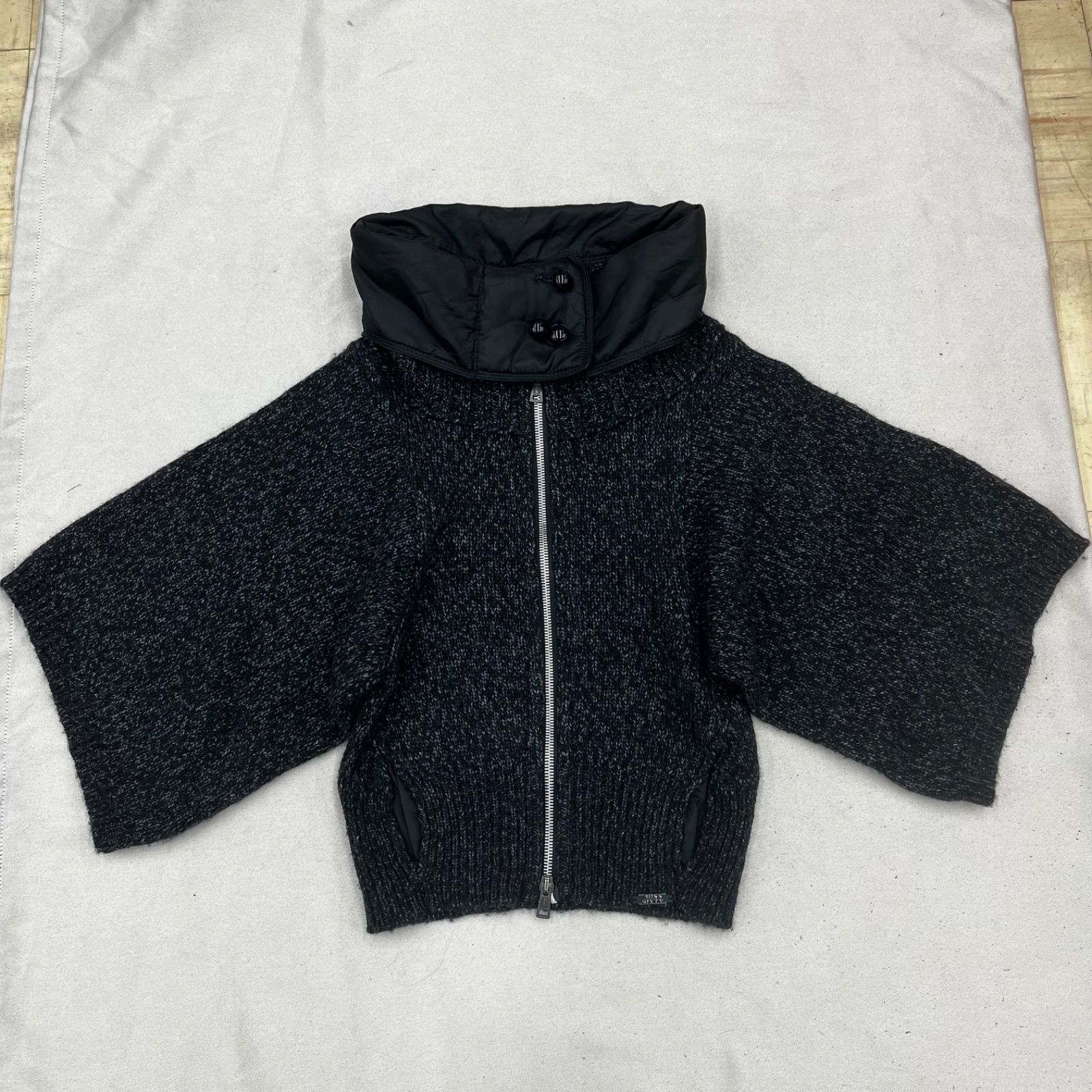 MISS SIXTY ミスシックスティ ポンチョ ジップアップ ブラック 黒