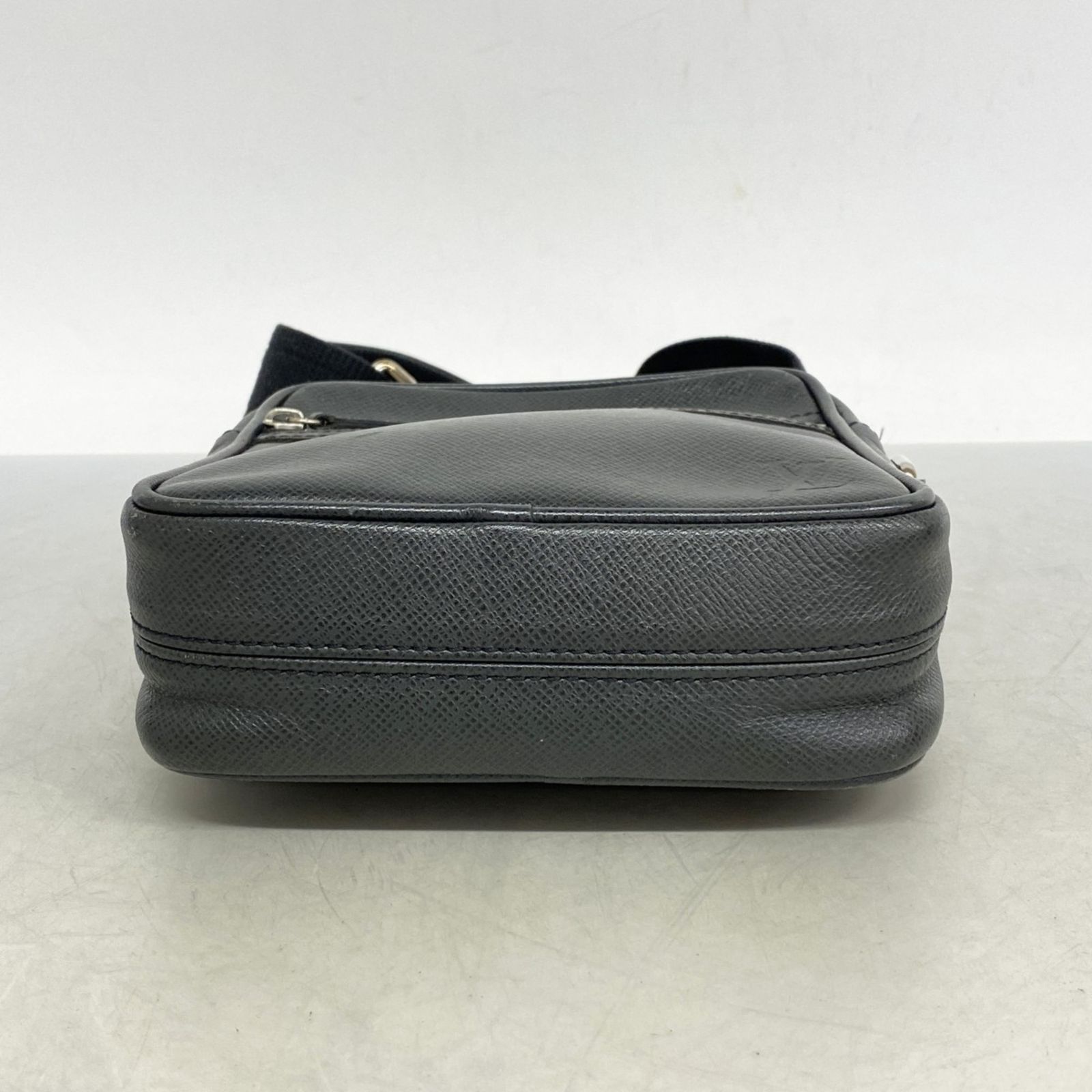 ルイ・ヴィトン(Louis Vuitton) ルイ・ヴィトン ショルダーバッグ