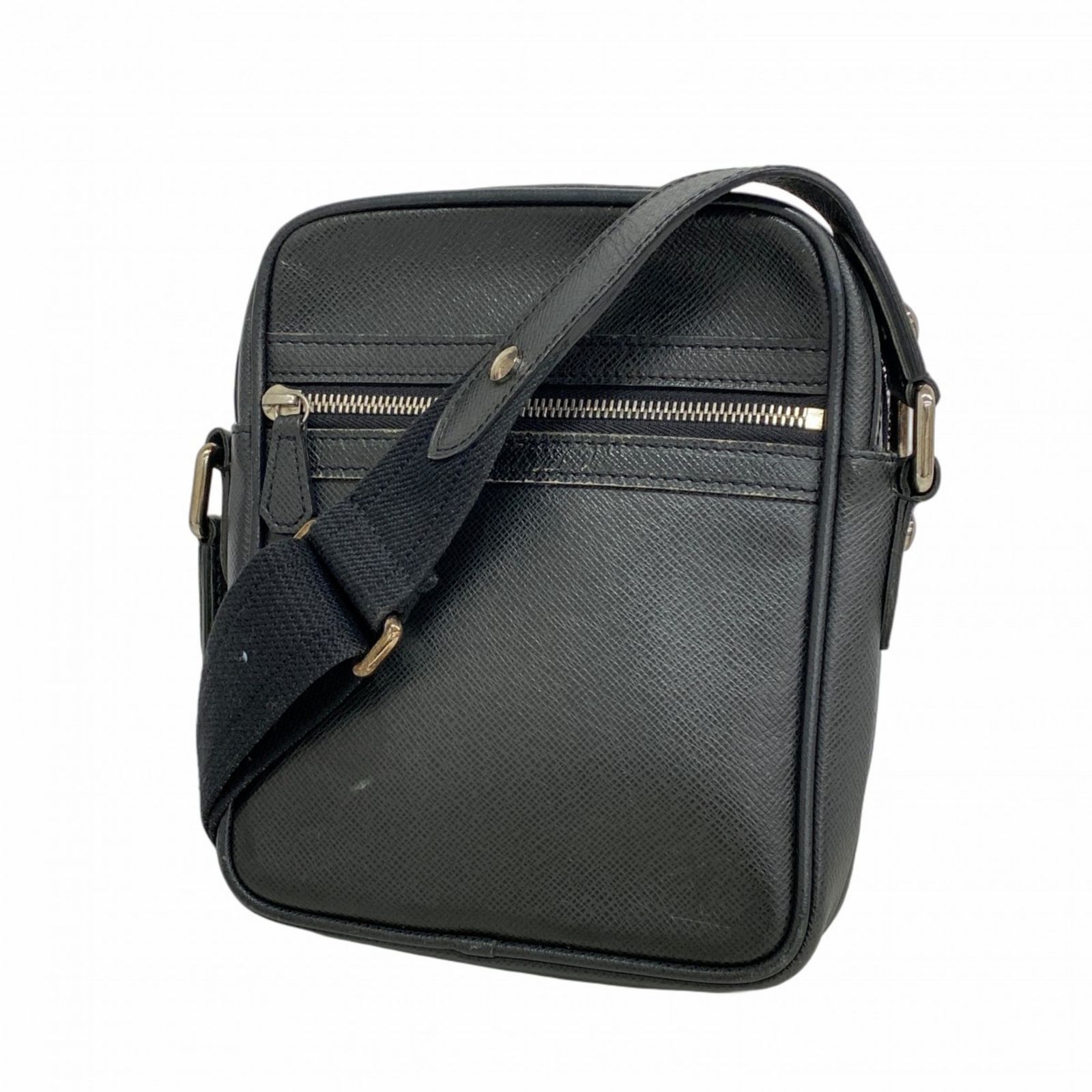 美品 ルイヴィトン ショルダーバッグ タイガ ディミトリ Ｍ32462 ルイ・ヴィトン(Louis Vuitton) ルイ・ヴィトン ショルダーバッグ