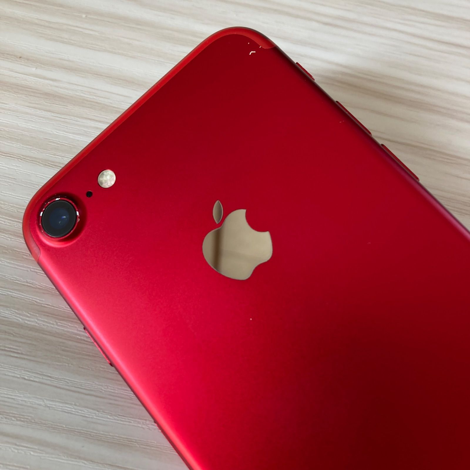 iPhone7 128GB PRODUCT RED バッテリー88% SIMフリー - メルカリ