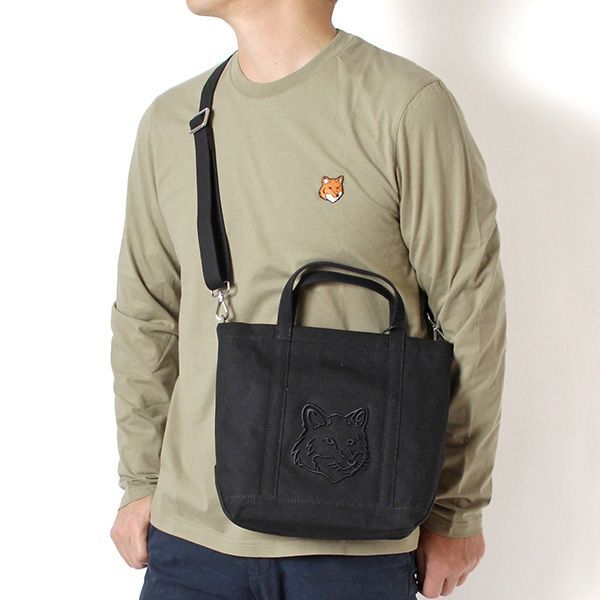 25 AWモデル メゾン キツネ MAISON KITSUNE メンズ フォックス ヘッド スモールトート P 199 BLACK 2025-26 AW m-bag