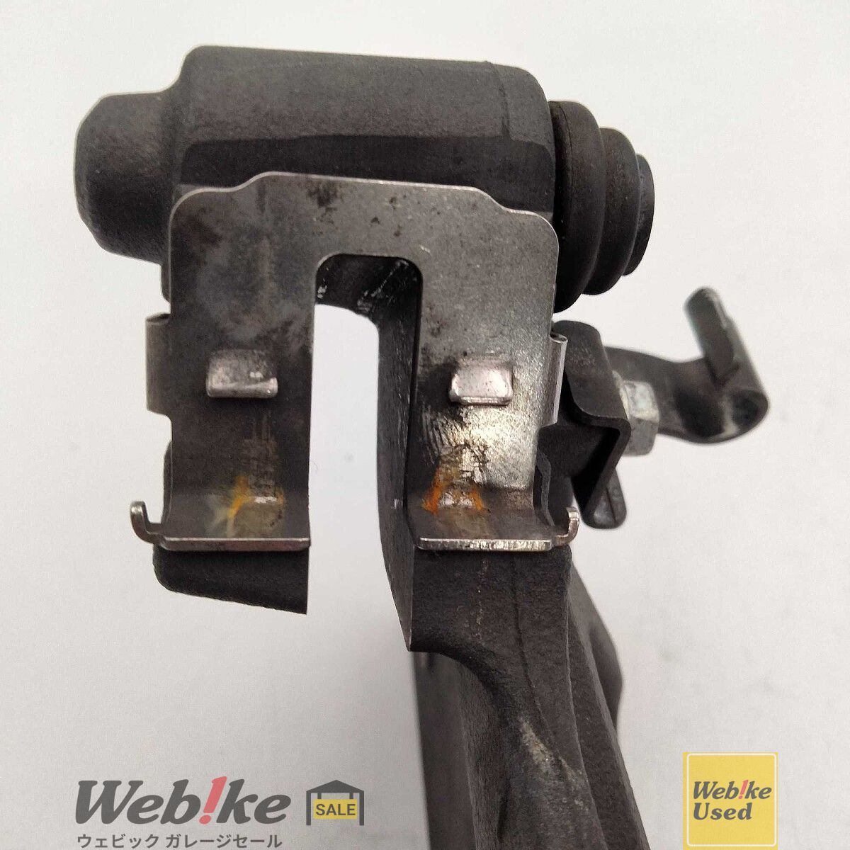 カワサキ純正中古パーツ Z900RS キャリパーサポート 43044-0086