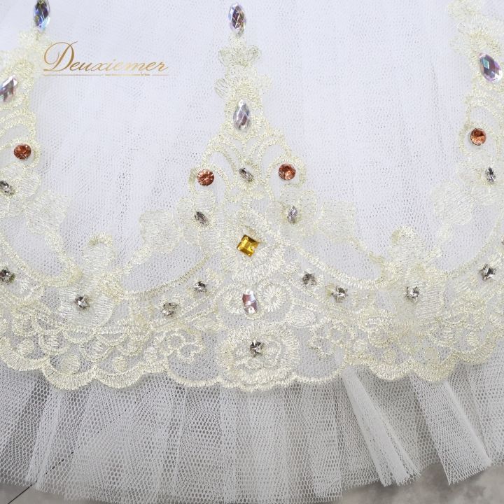 バレエ 衣装 チュチュ エトワール ドンキ 花嫁 白 金 コンクール 発表