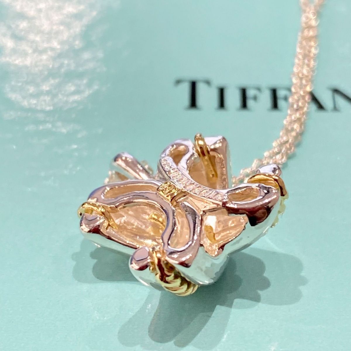 人気シリーズ】TIFFANY&Co. ティファニーシグネチャークロス コンビ