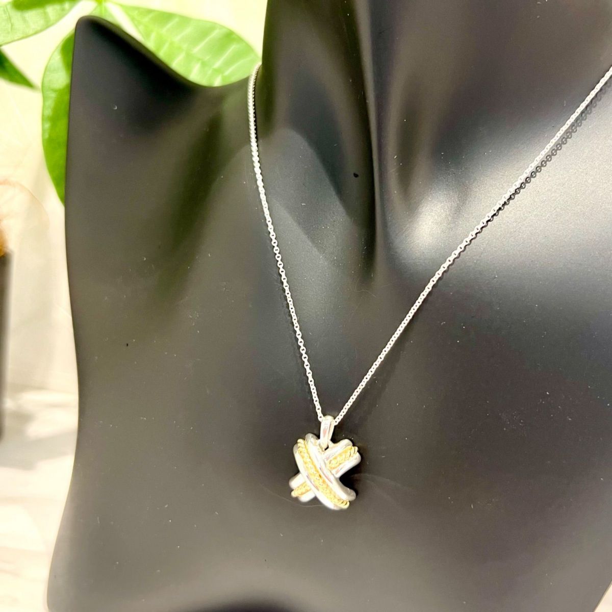 人気シリーズ】TIFFANY&Co. ティファニーシグネチャークロス コンビ