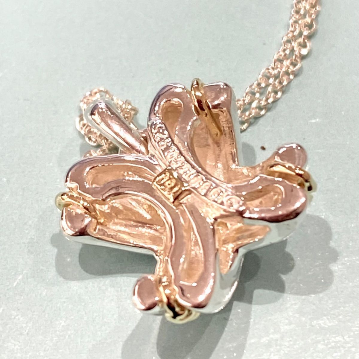 人気シリーズ】TIFFANY&Co. ティファニーシグネチャークロス コンビ