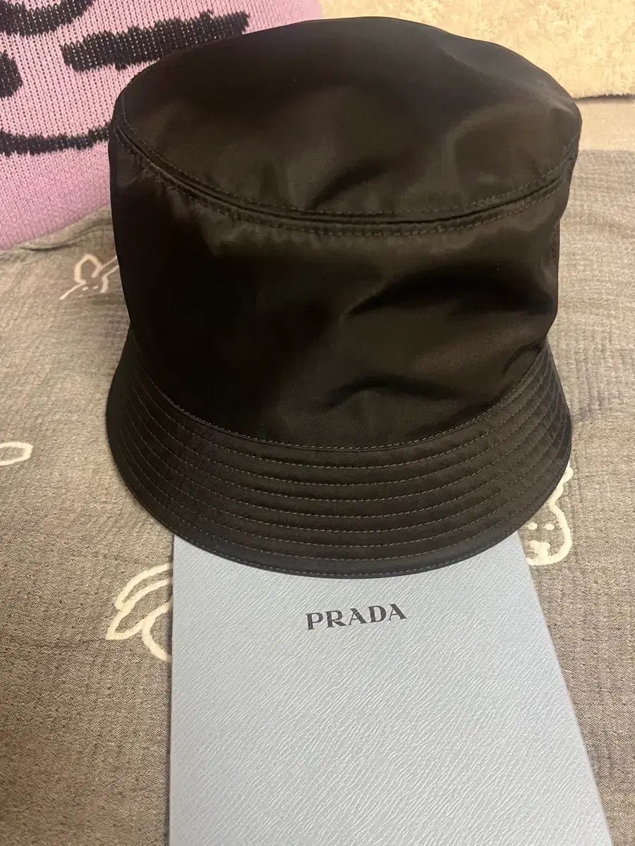 M プラダ リナイロン バケット ハット - メルカリ