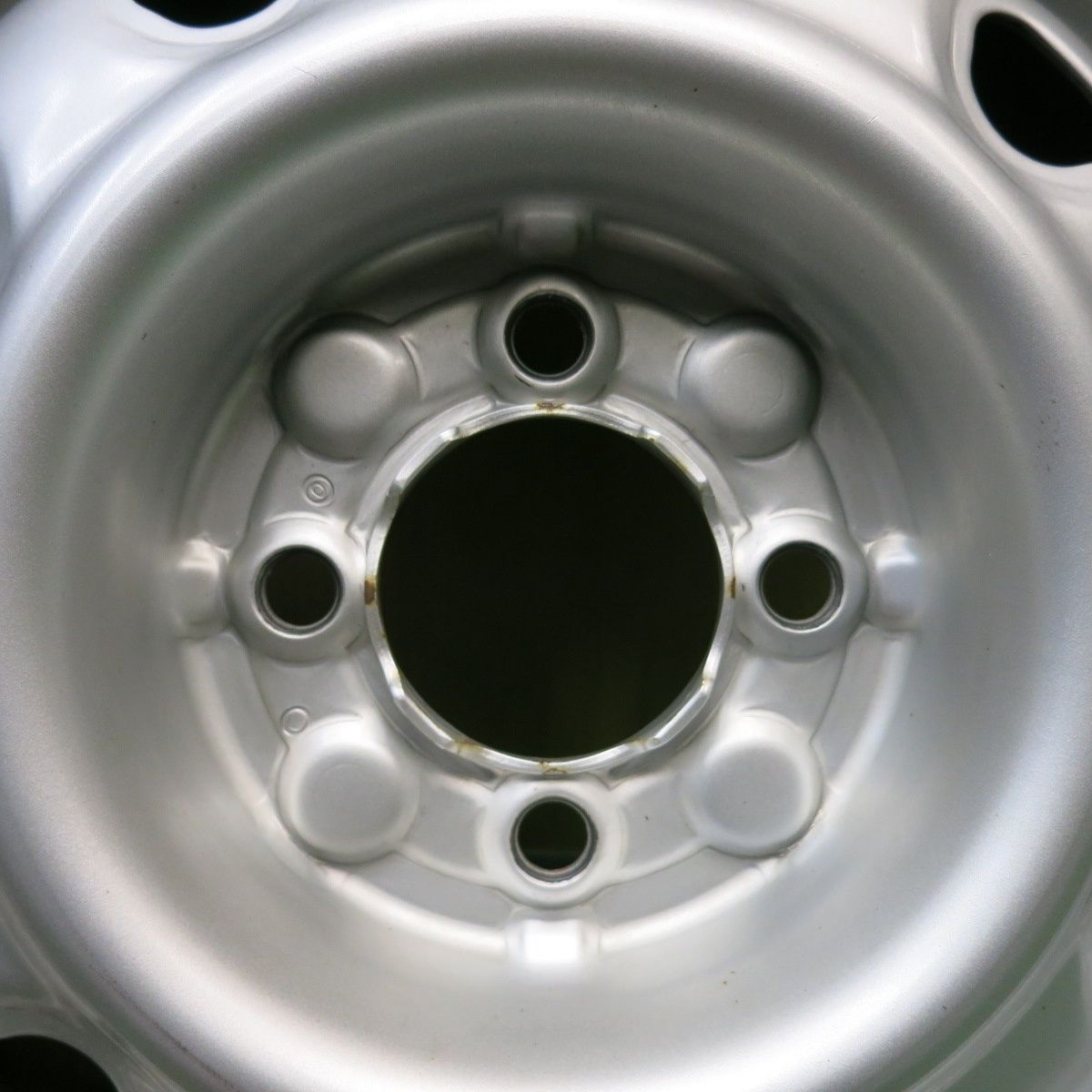  バリ溝 22年 キレイ 8 5分 スタッドレス 185 70 R 14 ダンロップ ウインターマックス WM 02 TOPY スチール ホイール 14インチ PCD 100 4 H ス 14インチ タイヤ ホイールセット