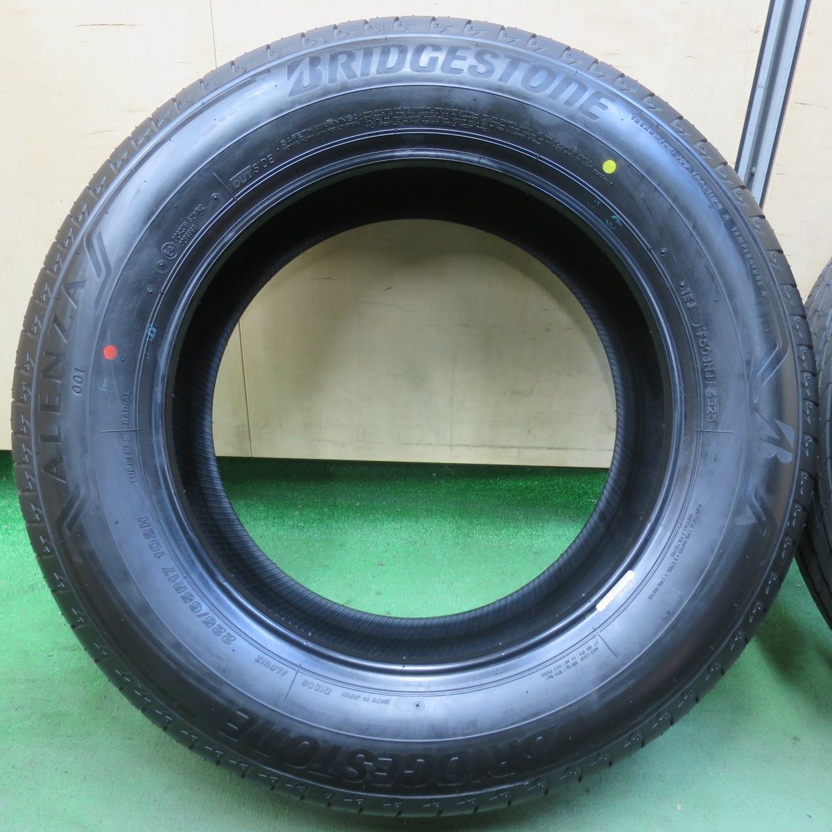 新車外し！25年☆225/65R17 ブリヂストン アレンザ 001 タイヤ 17