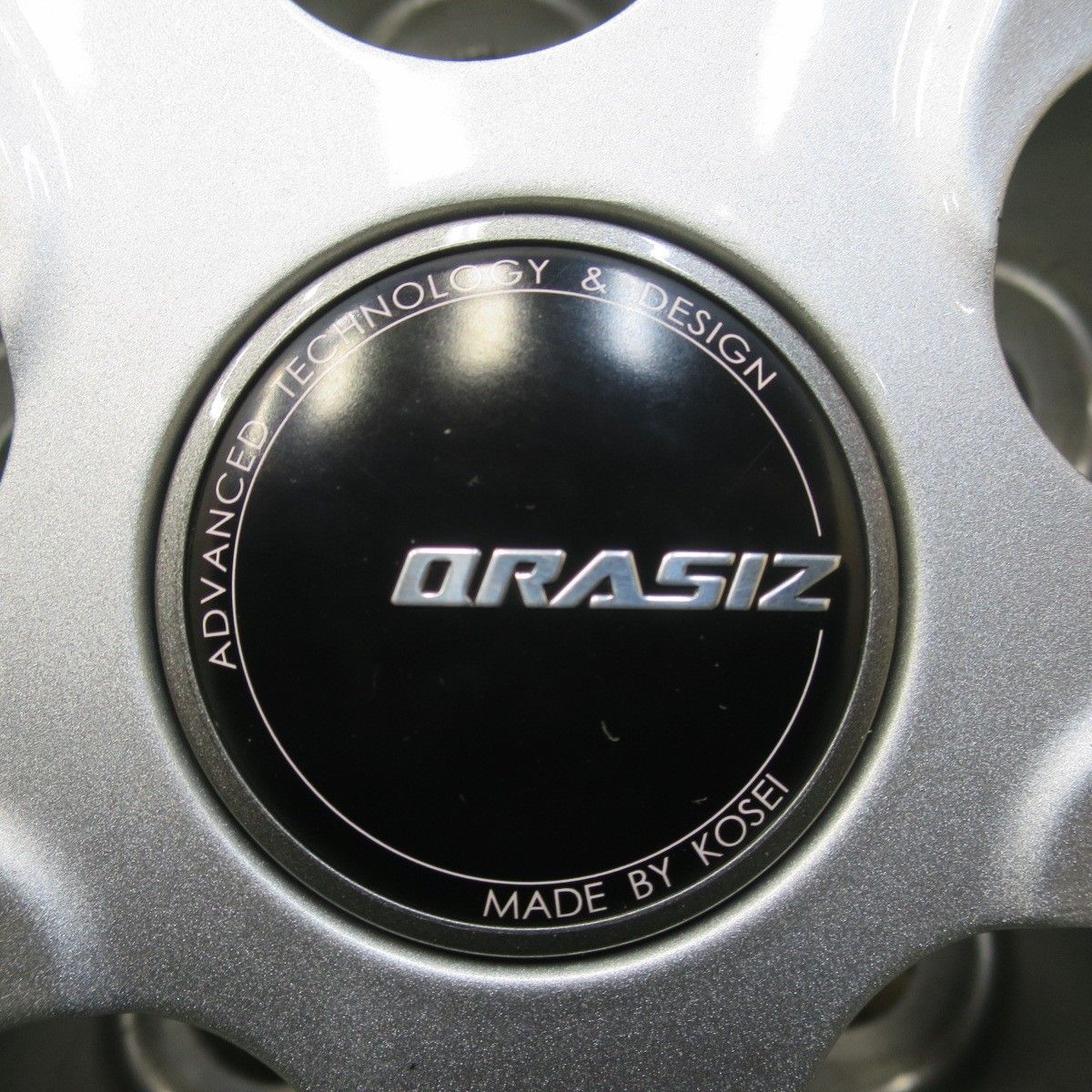 バリ溝！22年！キレイ！9.5分☆スタッドレス 225/60R17 トーヨー