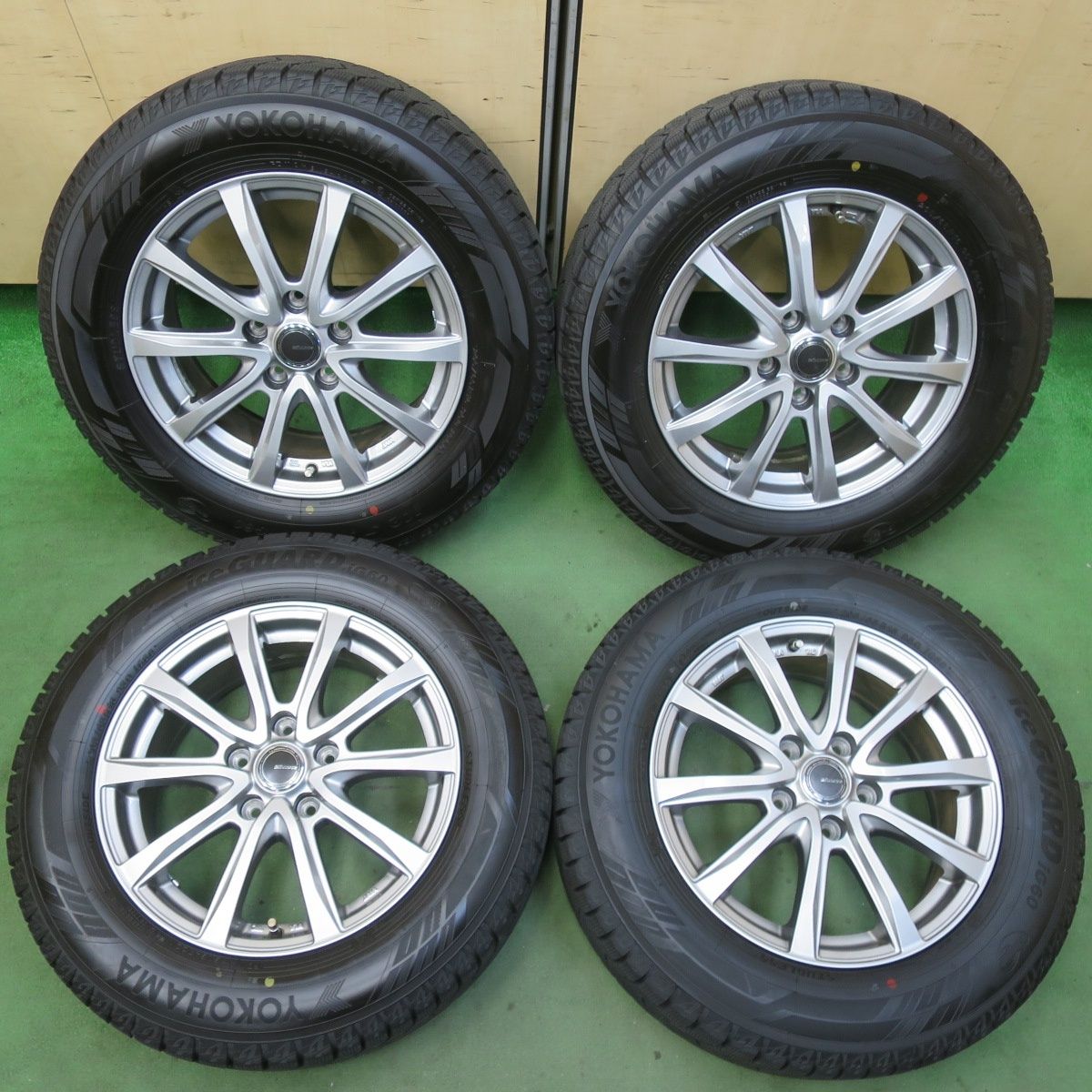 バリ溝！22年！キレイ！9.5分☆スタッドレス 205/65R16 ヨコハマ
