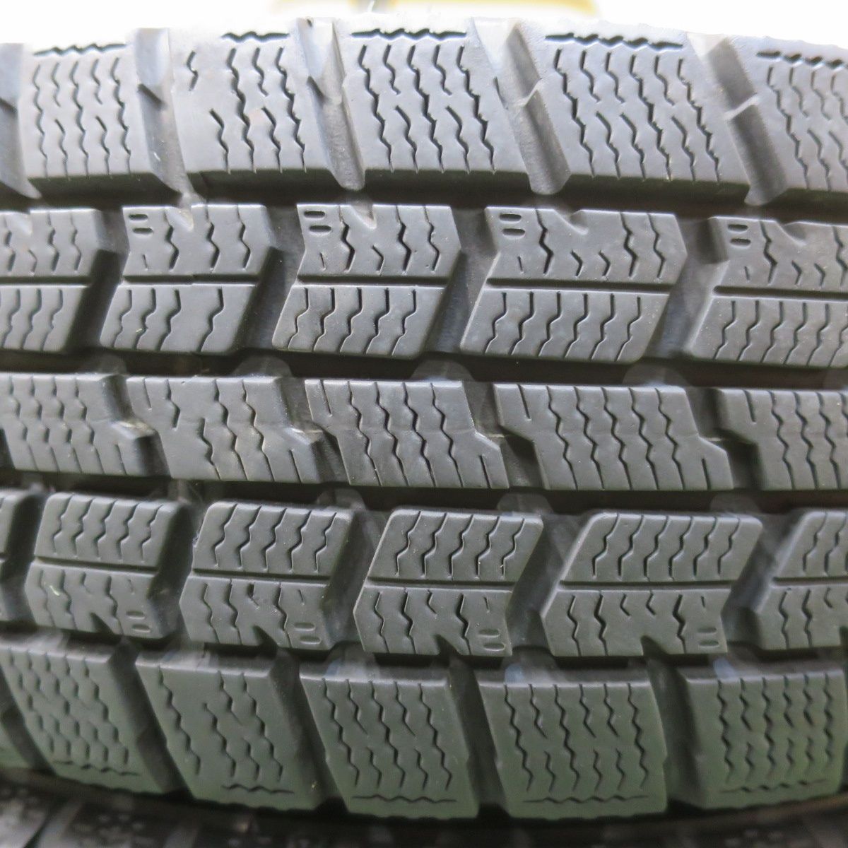 バリ溝！23年！8.5分！2本☆スタッドレス 155/65R13 グッドイヤー
