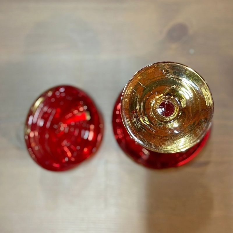 ヴェネチアングラス 赤金彩 高さ17cm キャンディポット 脚付き 蓋付き