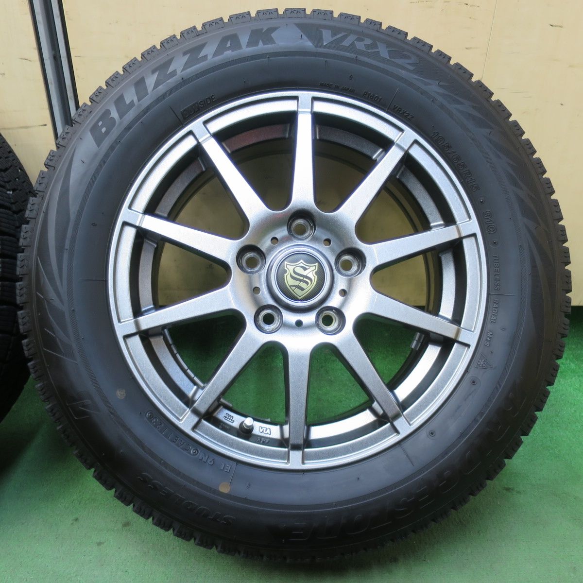 バリ溝！23年！キレイ！9分☆スタッドレス 195/65R15 ブリヂストン