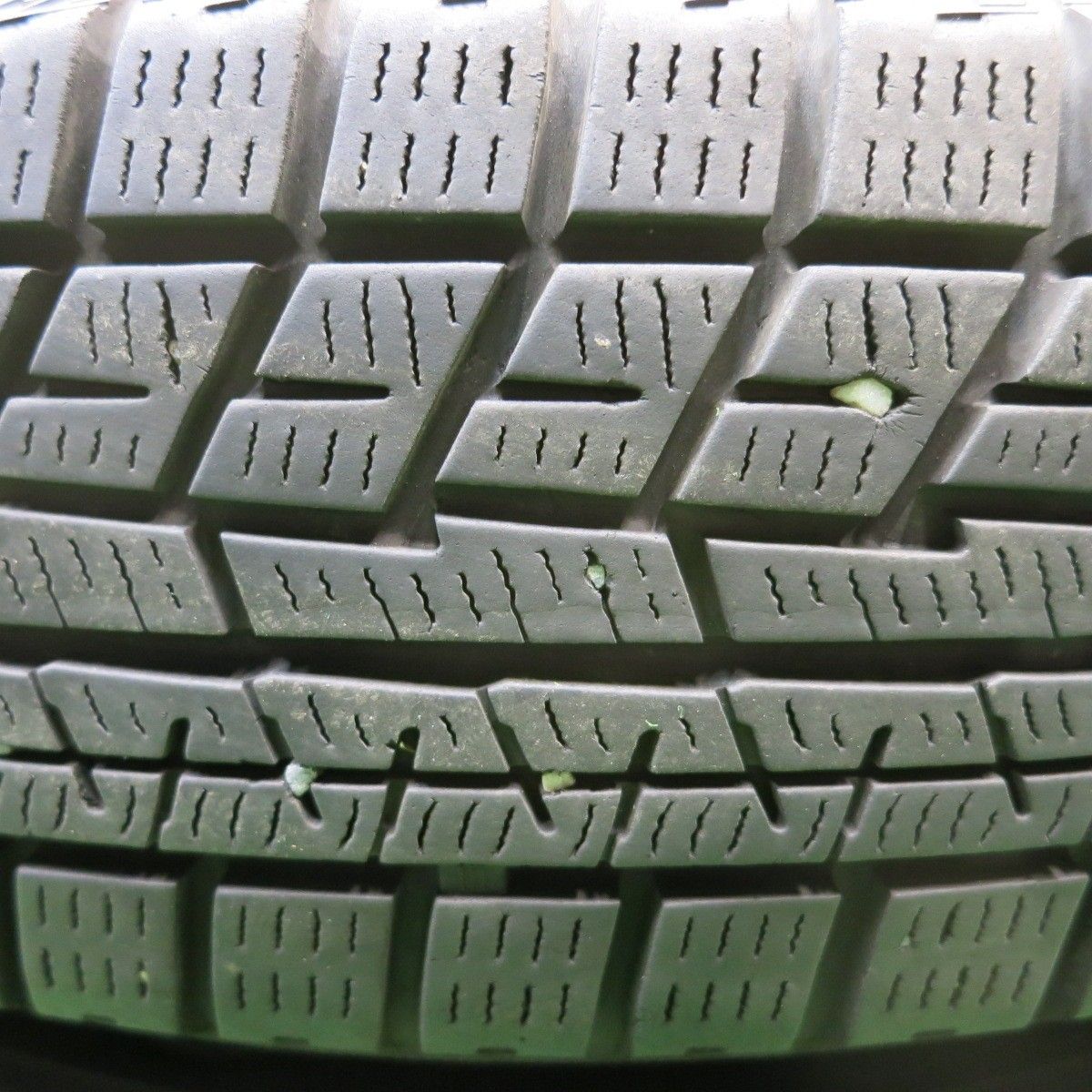 4本価格 スタッドレス