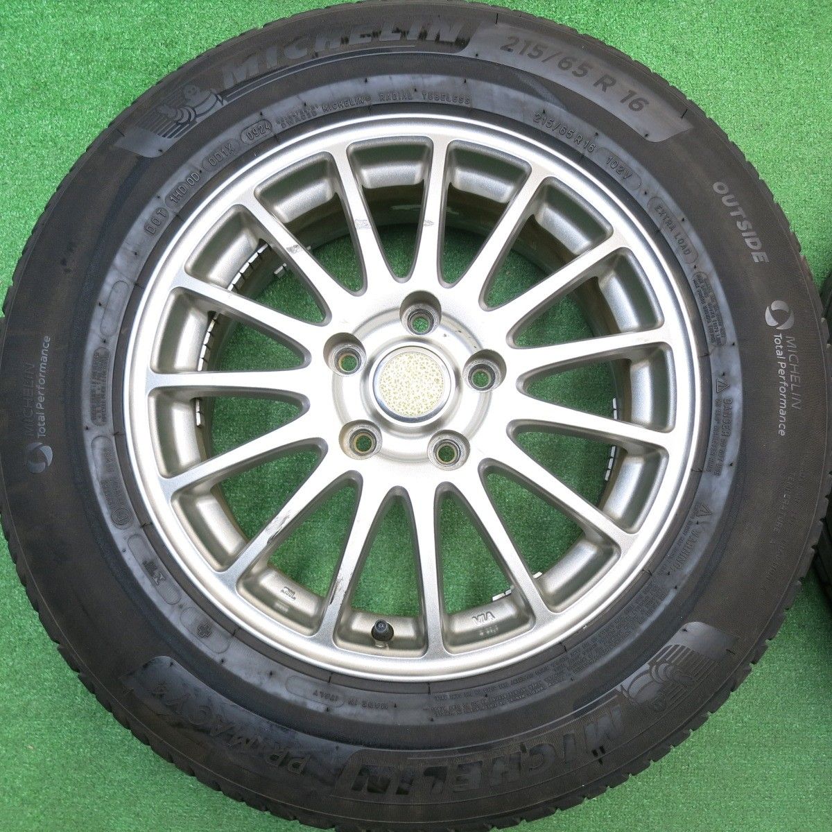  バリ溝 24年 8 5分 215 65 R 16 ミシュラン プライマシー4 ECO FORME エコフォルム 16インチ PCD 114 3 5 H ノ 16インチ タイヤ ホイールセット