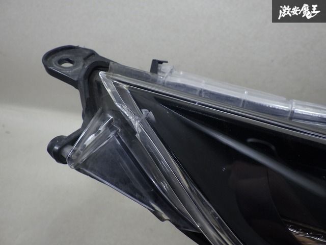 ストア出品】トヨタ純正 ZVW50 ZVW51 ZVW55 プリウス ヘッドライト