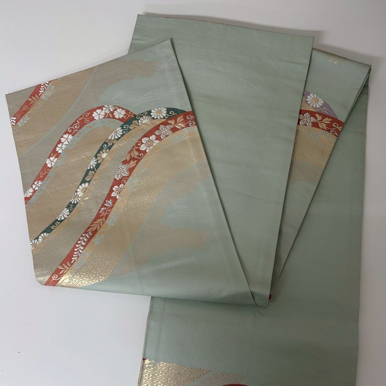 M様ご成約です。名古屋帯 開き名古屋帯 正絹 美しい加工 文様 MA-1747 - メルカリ