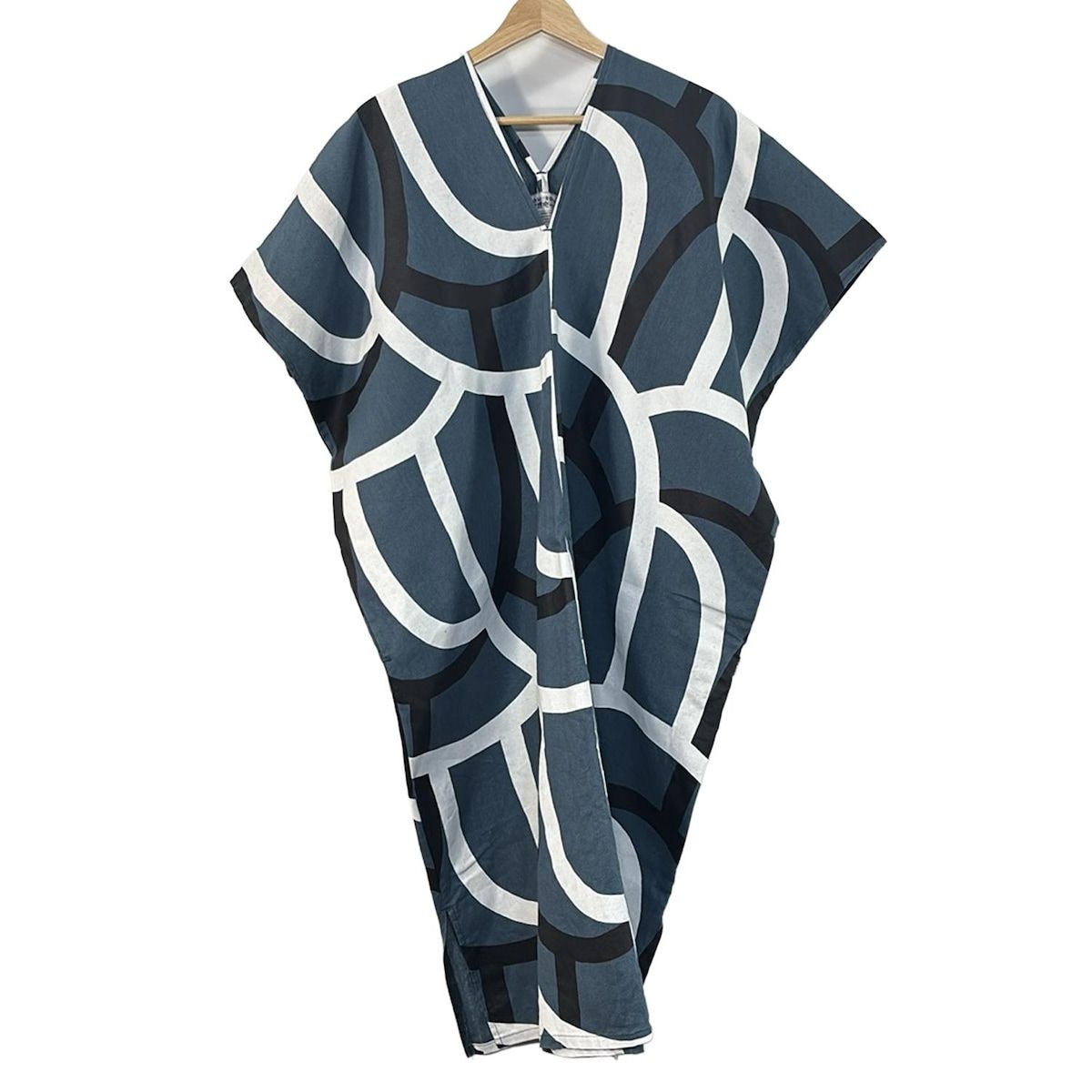 SOU ソウソウ ワンピース レディース - ブルーグリーン×黒×白 Vネック 半袖 ひざ丈 麻