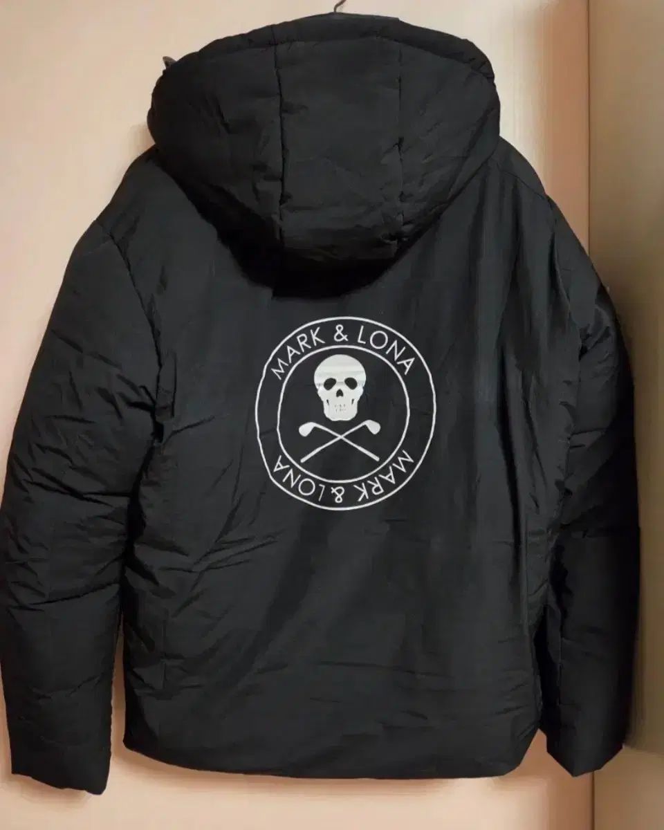 MARK & LONA マークアンドロナ ブラック ダウン アウター - メルカリ