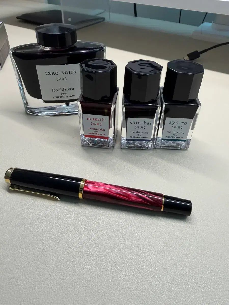  ペリカンm 200 レッド MARVEL マーベル fニブ 語学 辞書 学習参考書 本